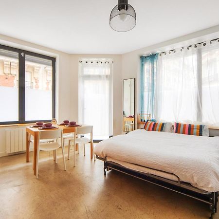 Large Flat Very Close To Montmartre Paris Exterior photo