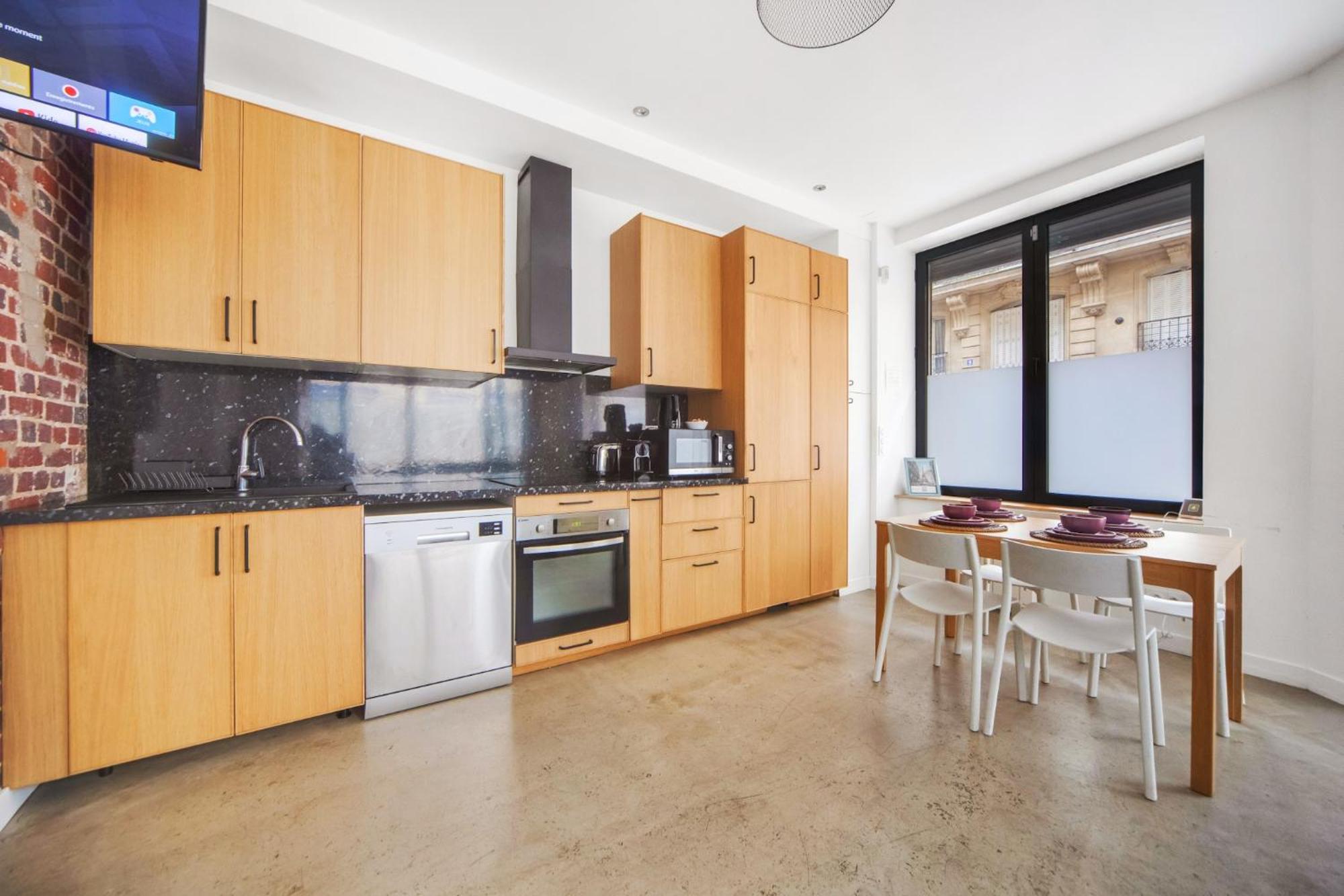 Large Flat Very Close To Montmartre Paris Exterior photo